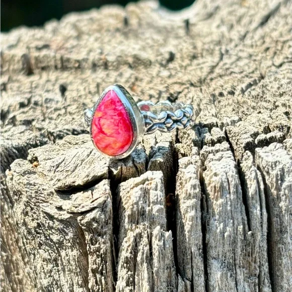 Kingsman Turquoise Pink & Orange Dahlia Ring - Picture 11 of 14